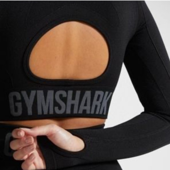 Gym Shark Flex Sports Long Sleeve Crop Top Black/Charcoal
Women's size M - Picture 5 of 11